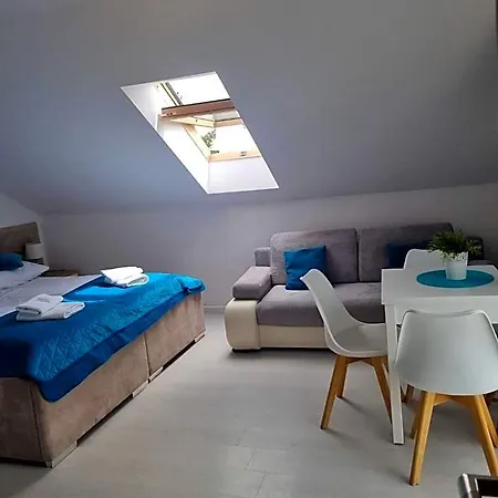 Dziki Zakatek Bed and Breakfast