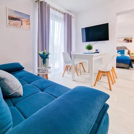 Dziki Zakatek 3*