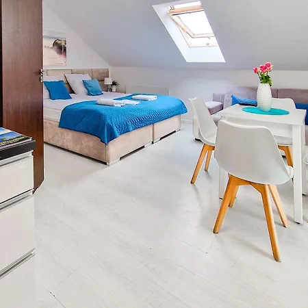 Dziki Zakatek Bed & Breakfast 3*