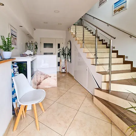 Bed & Breakfast Dziki Zakatek 3*